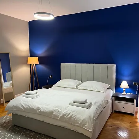 Cane 2 * Τίρανα